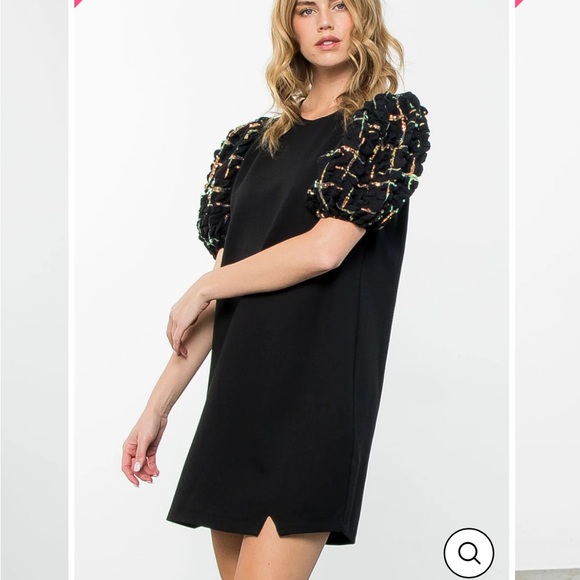 THML TEXTURED PUFF SLEEVE DRESS BlACK - Picture 2 of 7